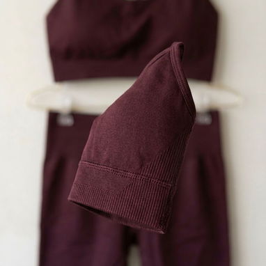 Conjunto Deportivo de Mujer / Top y Short Corto Licra - 2/2