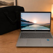 Laptop HP gama empresarial con rendimiento ideal para jugadores, diseñadores y programadores informáticos. - Img 56240974