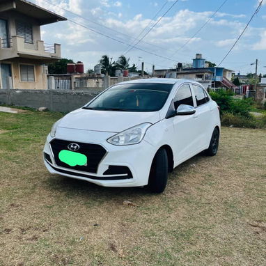 Vendo o negocio yhunday gran i10 del 2019 mecánico - Img 93660131