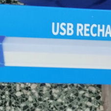 Lampara recargable de 32 CMS 8 horas duración - Img 117688028