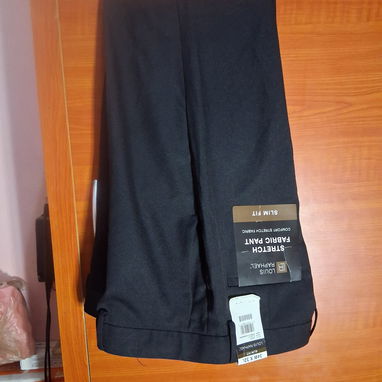 Pantalón negro de  gabardina  fino - 2/4