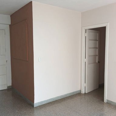Venta lindo apto Vedado/ letras 2/4. - 5/10