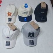 Gorras Nike originales - Img 56745785