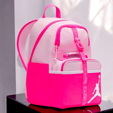 🩷🩷"MOCHILA Y MERENDERO"🩷🩷 Marca: AIR JORDAN - Img 124989618