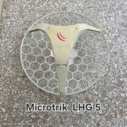 280USD (3 o mas 230USD) 📡 MikroTik LHG 5 Internacional (antena WIFI) 🔥 5 GHz • 802.11a/n 📶 Antena de 24.5 dBi ⚡ - Img 57501358