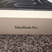 Apple MacBook Pro 2026 14” M5 Pro - Img 57414194
