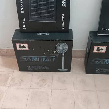 Ventilador de Pedestal Recargable Sanumo LED tubo,modo de control mando a distancia, 6 v, duración - Img 120961778