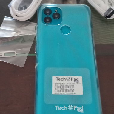 Vendo tennis y celular nuevos - Img 127476132
