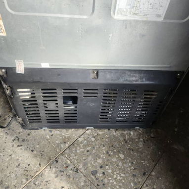 Refrigerador marca Winia de 10 pies de uso pero en perfecto estado ...soy de Alamar - 3/4