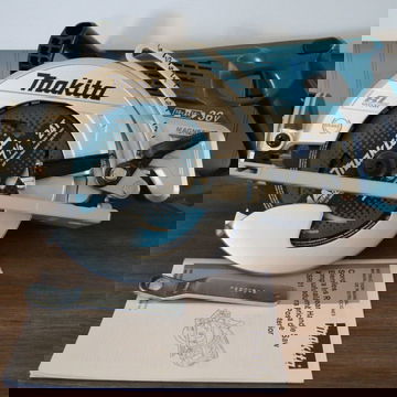 MAKITA XSR01Z 18V X2 36V LXT Brushless Cordless 7-14 in Circular Saw TOOL ONLY