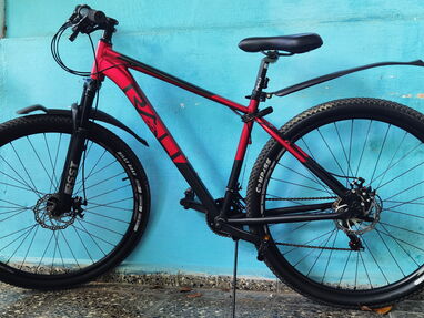 Bicicleta Rali Río 29 de Montaña,  como nueva, muy poco uso en $230.oo USD - Img 64168318