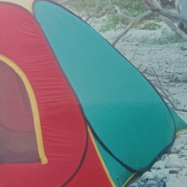 Carpa auto armable impermeable para camping o playa - 2/2