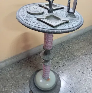 Vendo cenicero de bronce antiguo - Img 84494175