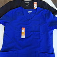 Pantalones y camisas de médicos, Pijamas o uniforme de enfermeria a 5 Usd cada pieza. - Img 52234118