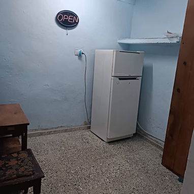 VENDO UNA CASA EN LA HABANA VIEJA - 4/5