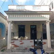 Venta de casa independiente en santo suarez a una cuadra de lá Calzada lácre - Img 54327682