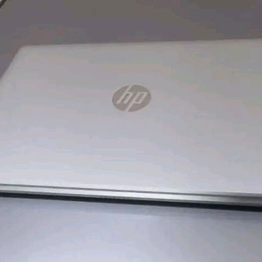 360USD HP PROBOOK 450 G9 (Básicamente NUEVA) - 2/3