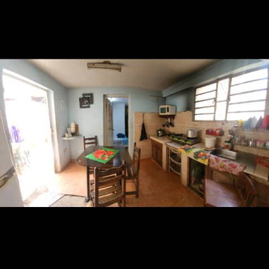 SE VENDE CASA EN EL VEDADO en 12 y 23 - 7/10