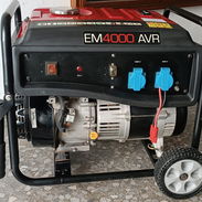 Planta eléctrica de gasolina 4000 AVR - Img 57000963