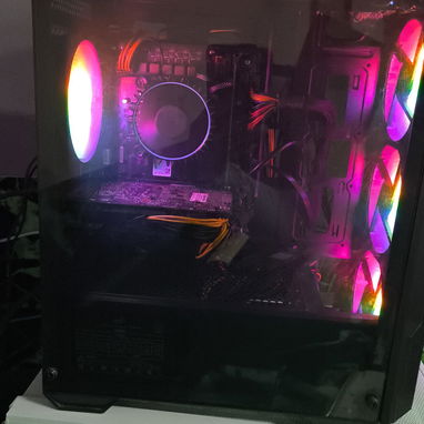 Puedo hacerle negocio por monitor 27p y vuelto kit h610 i7 12700 16gb de ram - 3/4
