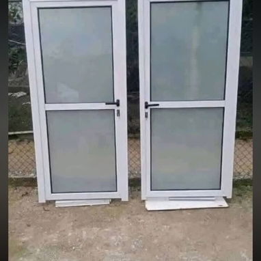 Ventas de puertas y ventanas - 7/10
