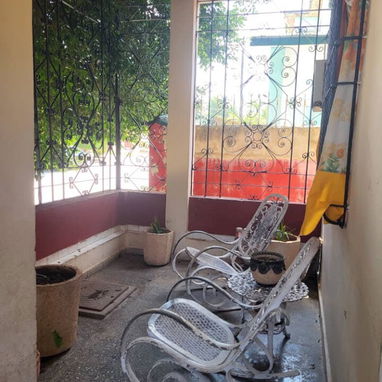 Venta de Casa Biplanta en Playa (cerca de 44 y 15)✨ - 8/10