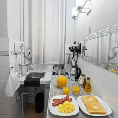 ‎🏠🔐Casa de Renta en Habana Vieja ‎            ✨Oferta Fin de Año ✨  ‎ - Img 108998878