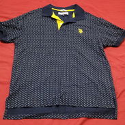 SE VENDEN PULLOVER DE HOMBRE Y BLAZER DE USO PERO IMPECABLES. VEDADO MENSAJERÍA ADICIONAL SI DESEA 53614857 - Img 55769619