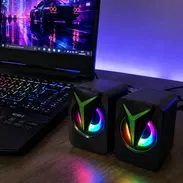 🔊 Bocinas RGB para PC, Diseño Gamer 🔥 - Img 55473667