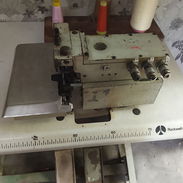 Se vende está máquina de coser - Img 56486135