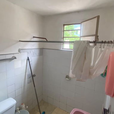 🏡 ¡EN VENTA CASA EN ALTO EN REPARTO KHOLY, PLAYA! - 7/10