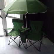 Sombrilla con sillas de playa - Img 45680910