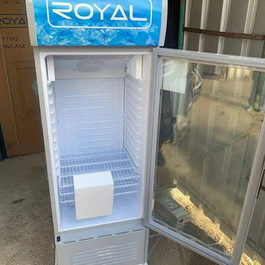 NEVERA EXHIBIDORA VERTICAL ROYAL 7.2 PIES - 3/4