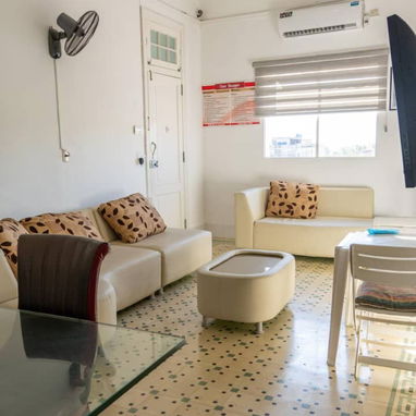 🌊Hostal vedado sin apagones/Alquiler con paneles solares/Renta casa en el Vedado 🌊 - Img 121903070
