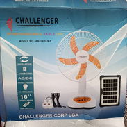Ventilador Recargable de mesa Challenger 16 pulgadas + 2 bombillos + panel solar 📱 💵45 - Img 55350385