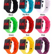 ✔️✔️✔️✔️✔️✔️✔️  Reloj Digital LED de Colores Ajustable Hora Segmento color Rojo ✔️✔️✔️✔️✔️✔️   5-887-2.3.6.0 - Img 37109788
