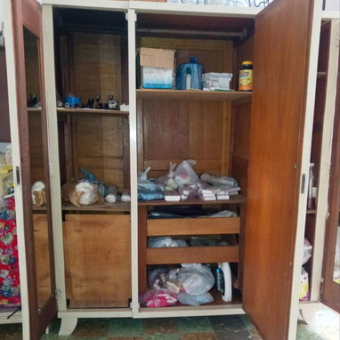 Se vende escaparate de madera de uso - 2/2