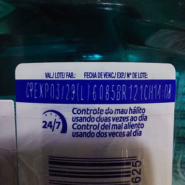 Enjuague Bucal frasco de 180ml marca Colgate, sabor intenso - 2/2