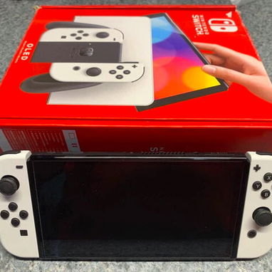 NINTENDO SWITCH OLED 64GB - 2/2