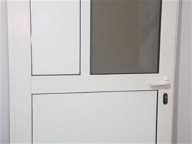 Puerta y ventana aluminio con cristal - Img 66925706
