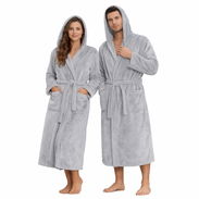albornoz afelpado con capucha UNISEX/ BATA DE BAÑO - Img 55111003
