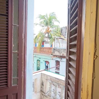 Hermoso apartamento de 4 cuartos en centro Habana - Img 121404136