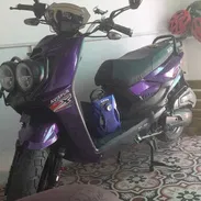 *$12.500usd. En venta casa puerta de calle con todo dentro, incluyendo una moto de gasolina y un negocio en Luyanó - Img 57519433