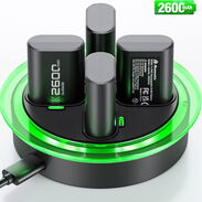 Base de carga para mandos de  Xbox One S/X, Xbox Series S/X Con 4 pilas de 2600mAh Nueva Sellada 35USD - Img 44523537