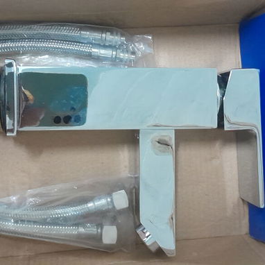 Llave mezcladora para lavamanos con sus latiguillos - 2/3