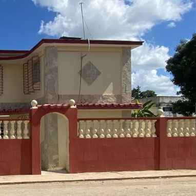 Casa de dos niveles - 10/10