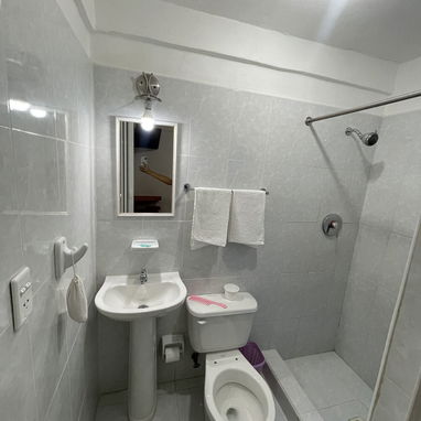 Alquiler de habitaciones por hora. - Img 124636576