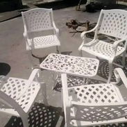 Juego de 4 butacas y mesa de centro  Entrega a domicilio sin costo adicional en toda la habana. - Img 51324416