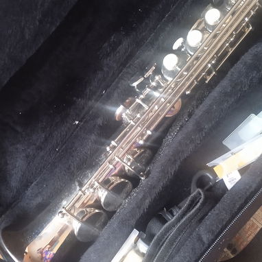 Saxofón - Img 124687579