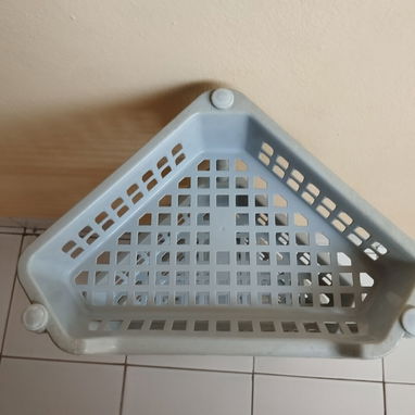 Vendo esquinero y mesita plástica, de uso. Total - Img 120719946